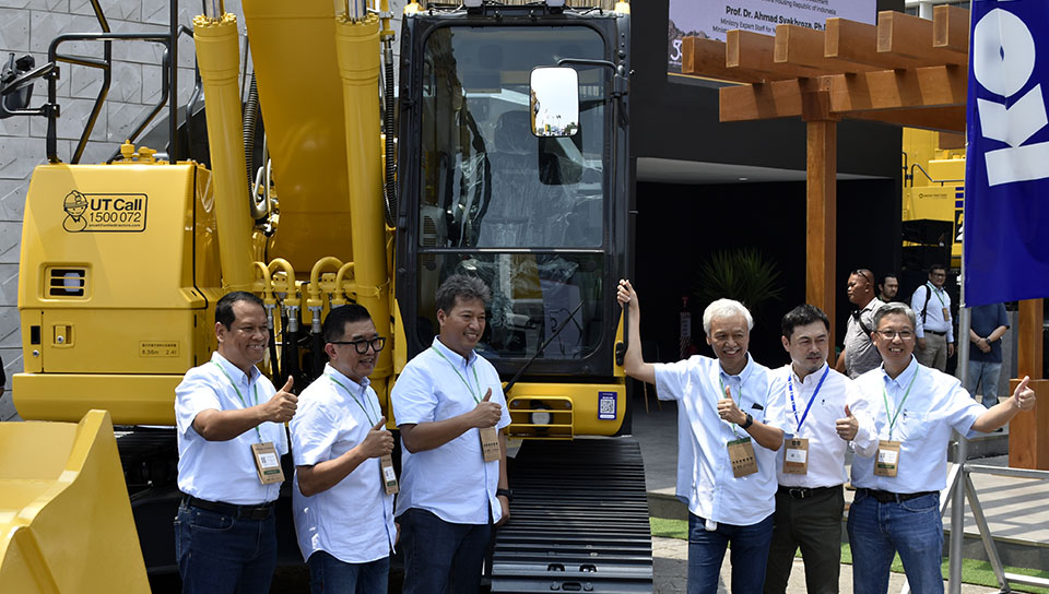 United Tractors Perkenalkan New 20 Ton Class Electric Excavator